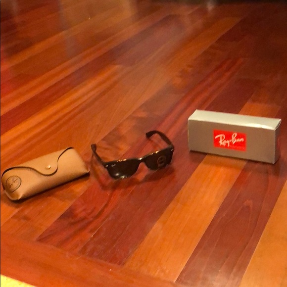 Ray-Ban RB2132 New Wayfarer Sunglasses Unisex - Picture 3 of 4